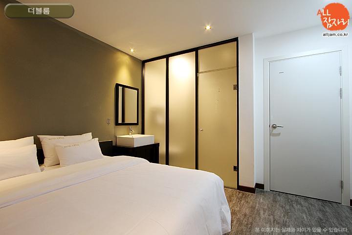 The Hotel Bon Suwon Rum bild